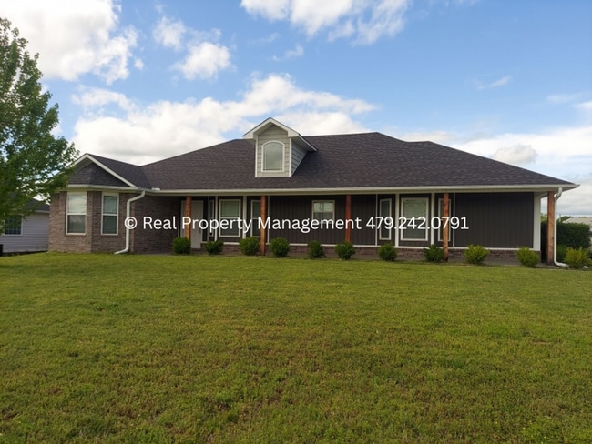 Photo - 1200 Sandstone Dr