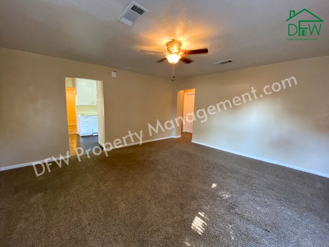 Photo - 5713 Highland Ave