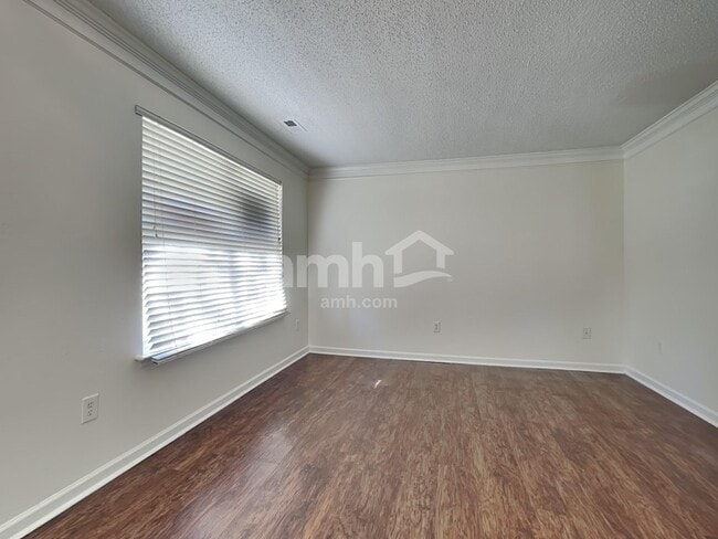 Photo - 6527 Forest Cross Dr