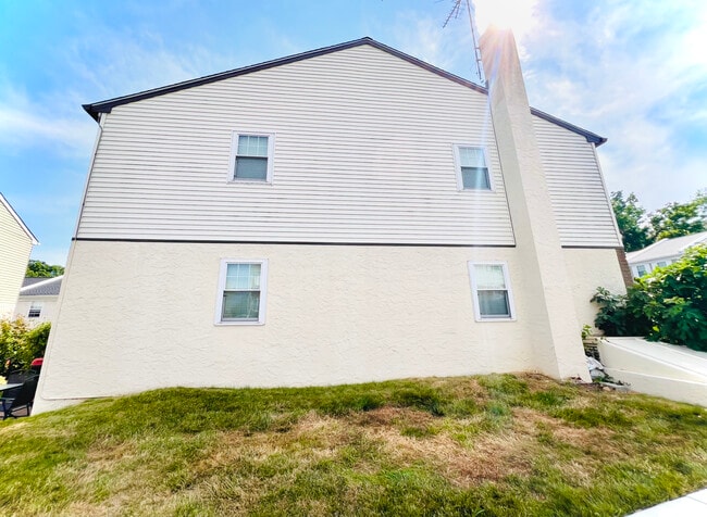 Photo - 515 York Rd.