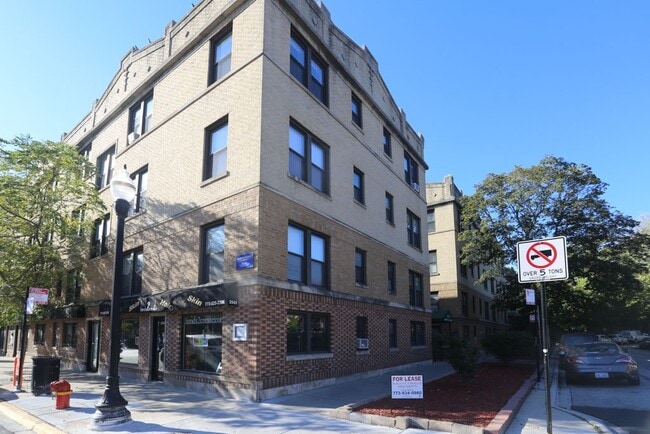Building Photo - 705 W Brompton Ave Unit A06C Rental