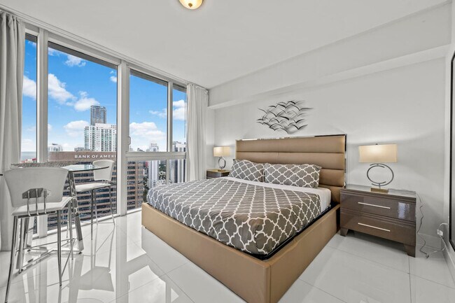 Photo - 485 Brickell Ave Unit SI ID1520400P