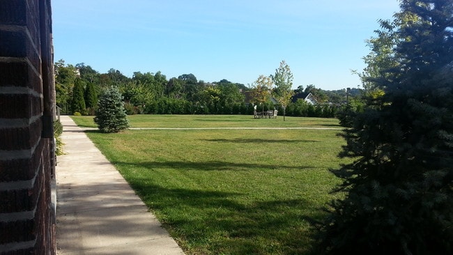 Photo - New Colony Court