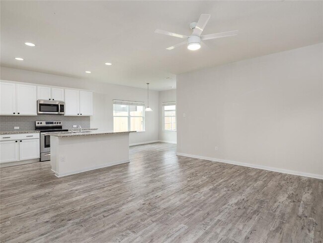 Photo - 1400 Ferryman Dr