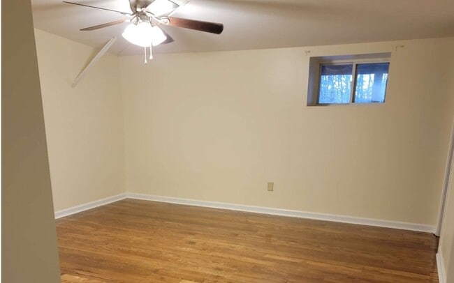 Photo - 423 Ballewtown Rd