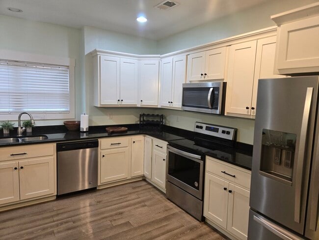 Photo - 4034 Waterfield Ln