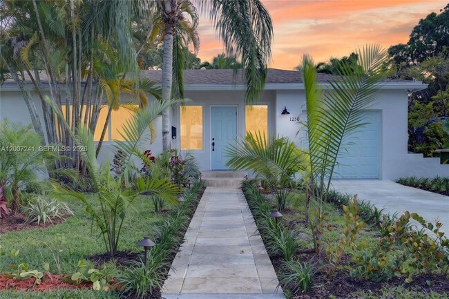 Photo - 1250 NE 133rd St