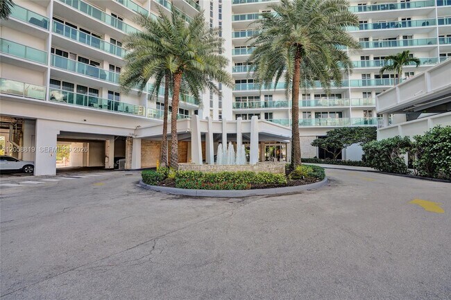 Photo - 100 Bayview Dr Unit 401