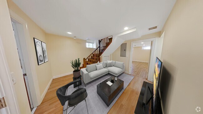 Building Photo - 126 Calumet St Rental