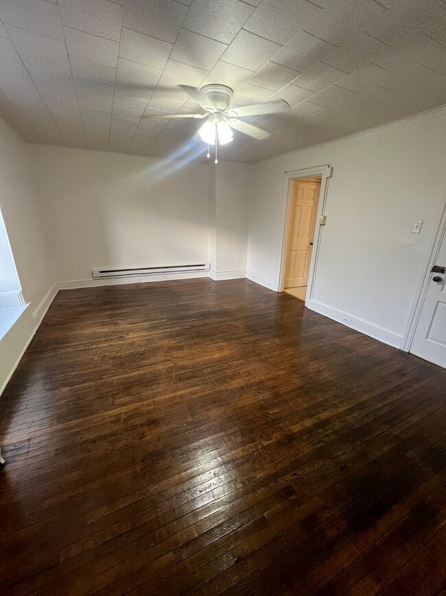 Photo - 525 W Market St Unit 3rd Floor