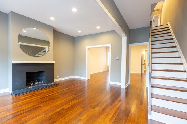 Photo - Beautiful 4 BR/3.5 BA Townhome in Cathedra...