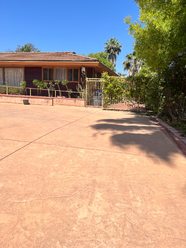Building Photo - 415 S Rimpau Blvd Rental