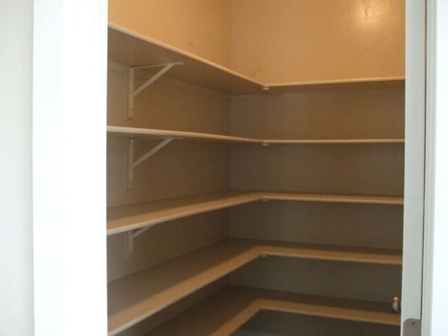 Photo - Beautiful  4 bed, 2.5 bath 2 car with extra deep bay and an additional office