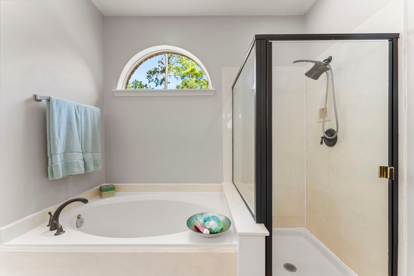 Photo - 131 Little Mill Pl