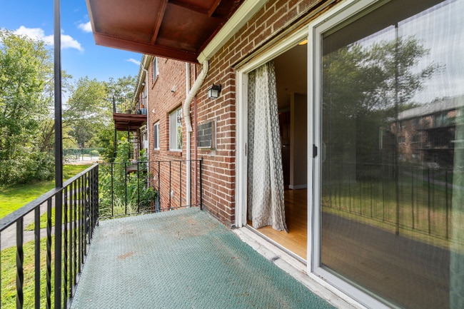 Photo - 28 Fernview Ave Unit 10