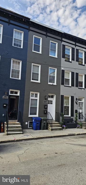 Building Photo - 1531 W Fairmount Ave Rental