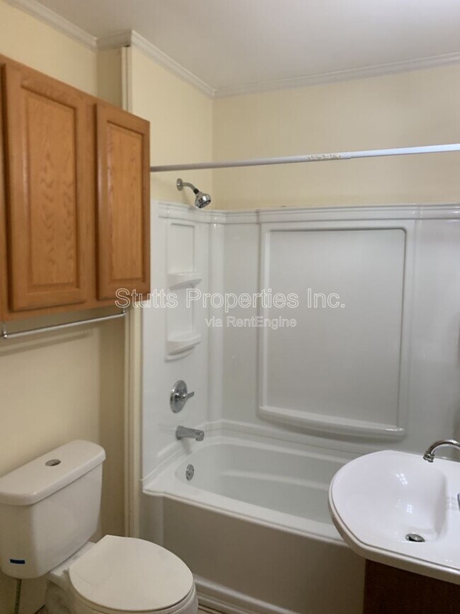 Photo - 705 Courtland Ave