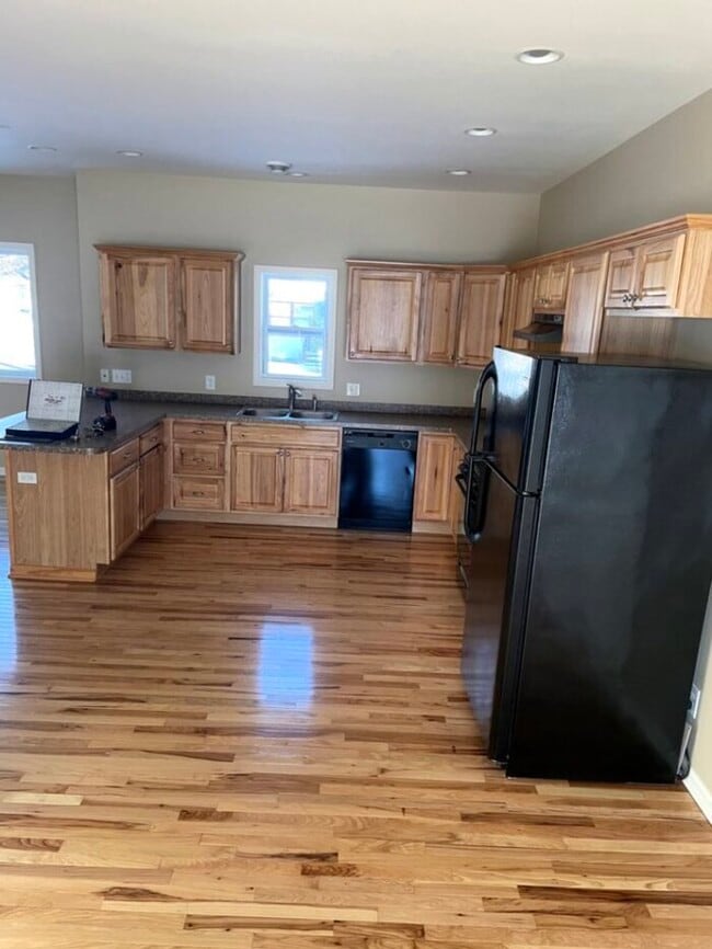 Photo - 3 Bdrm/2 bath Ranch - Lilly Lake
