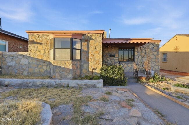 Photo - 3723 Memphis Ave