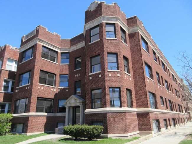 Photo - 1348 W Howard St Apartments Unit 1