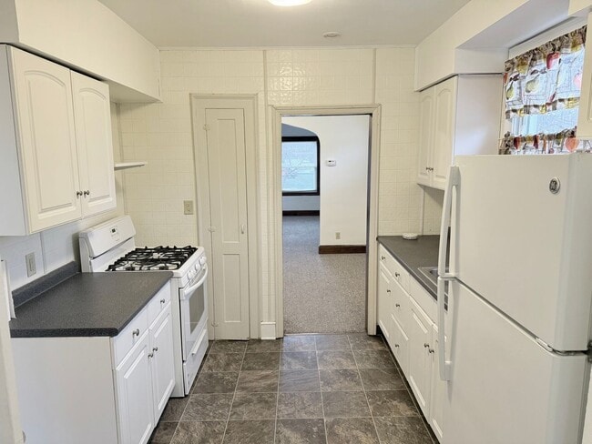 Photo - 1209 S W Ave