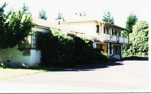 Photo - 656 Victor Way