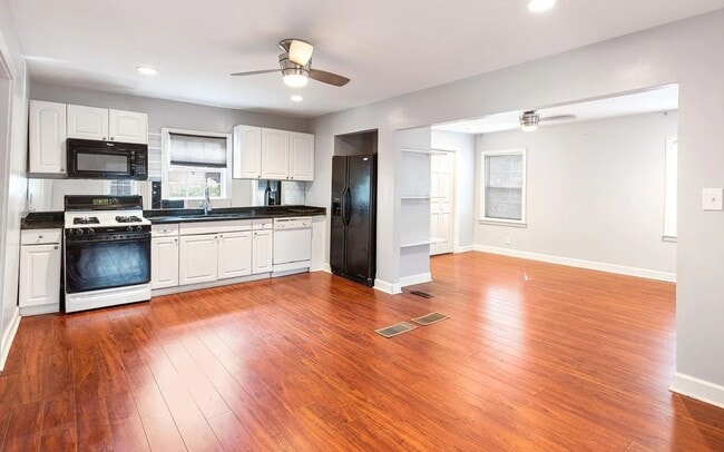 Photo - 1143 United Ave SE Unit B