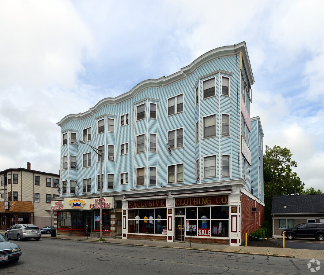 Photo - 1566-1570 Acushnet Ave Apartments
