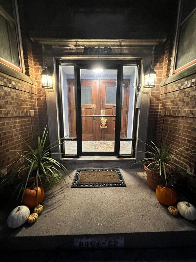 Entrada principal - 8354 S Marshfield Ave