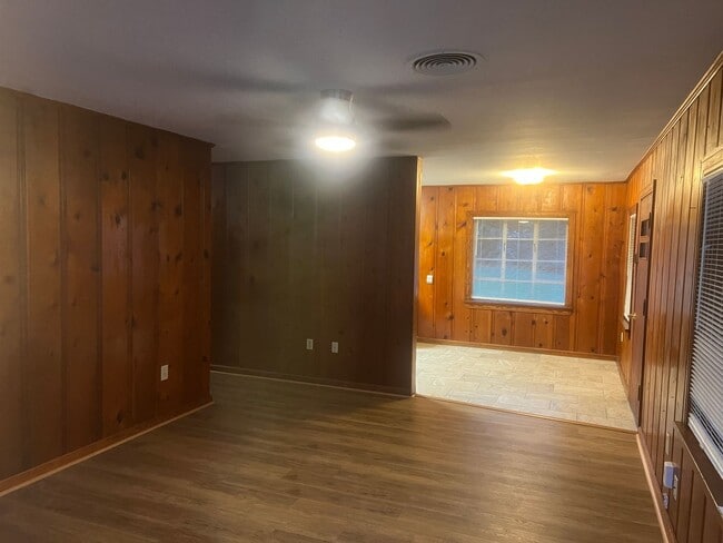 Photo - Charming 3 Bed 1 Bath Home