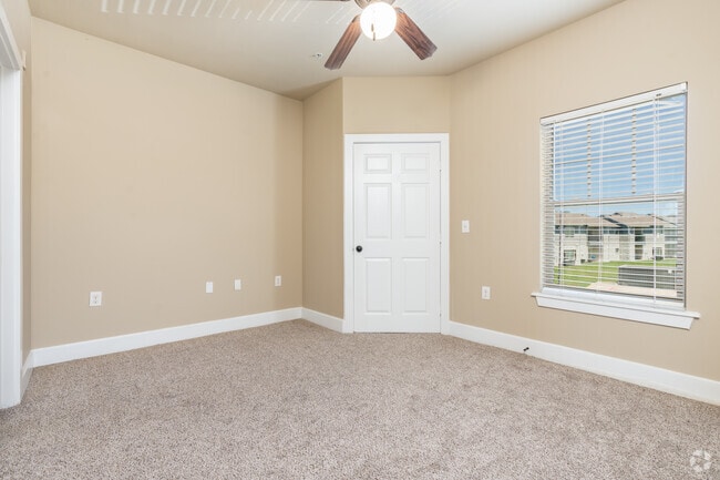 1HAB, 1BA - 750 ft² - The Woodlands of Denton