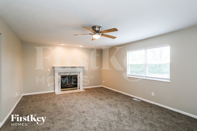 935 Grandstone Ct