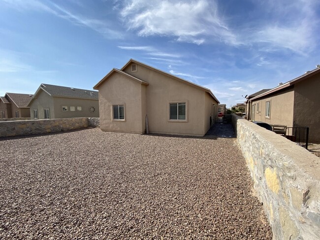 Photo - 2120 William Woolverton