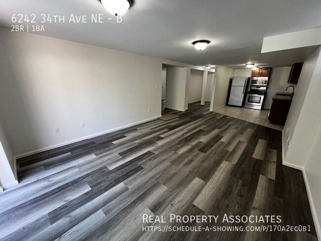 Photo - 6242 34th Ave NE Apartamento Unidad B