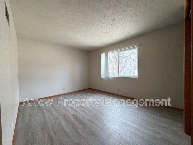 Photo - 1410 F St Unidad 8