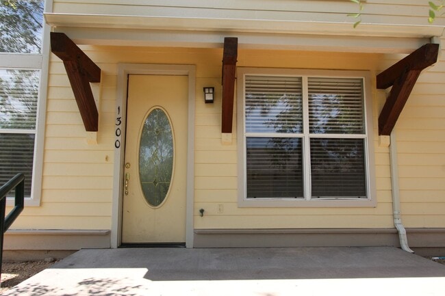 Photo - Price Improvement + $500 Off First Month |...