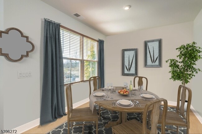 Photo - 60 Coventry Rd