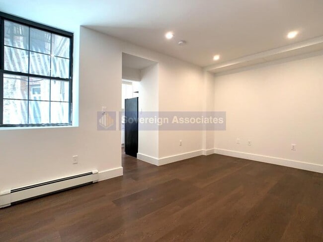 Building Photo - 2 bedroom in New York NY 10027 Unit LL200