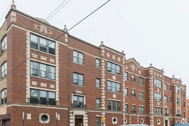 Building Photo - Evanston Fantastic Condo Near St. Francis ...