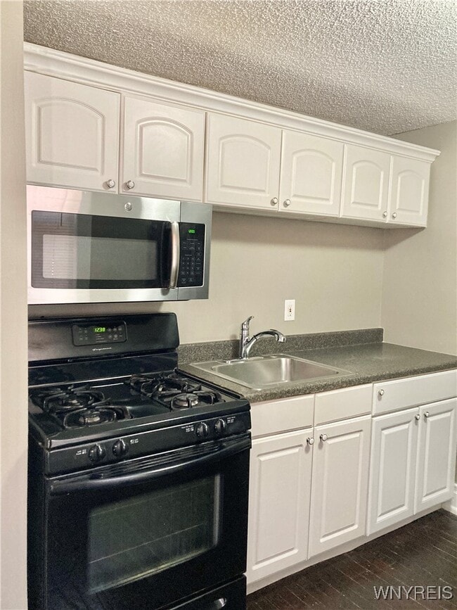 Photo - 294 S Elmwood Ave