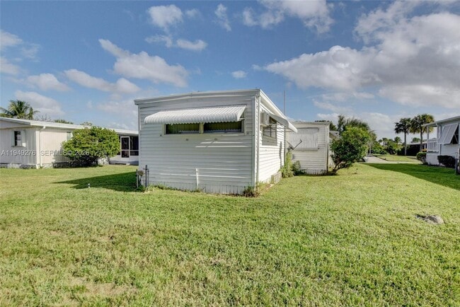 Photo - 1531 SW 64th Way