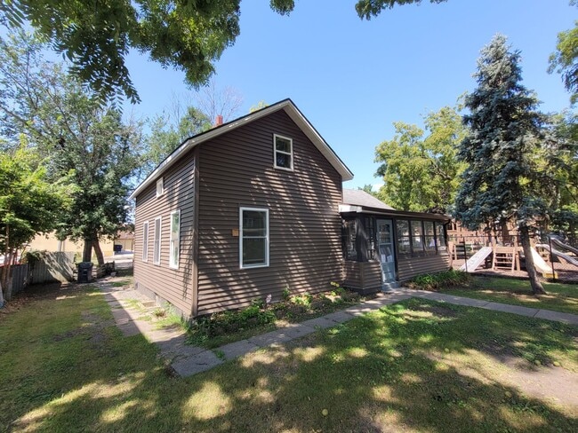 Photo - 1127 Liberty St