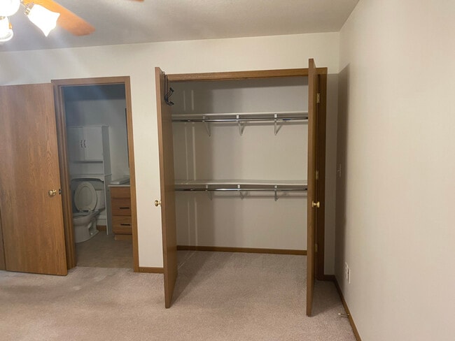 Photo - 607 Apple Hill Way