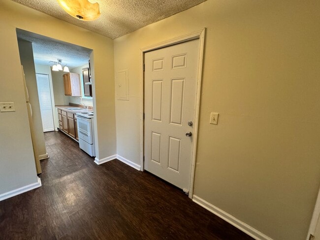 Photo - One Bedroom House in Frankfort!