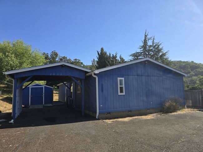 Photo - 2032 NE Klamath Ave
