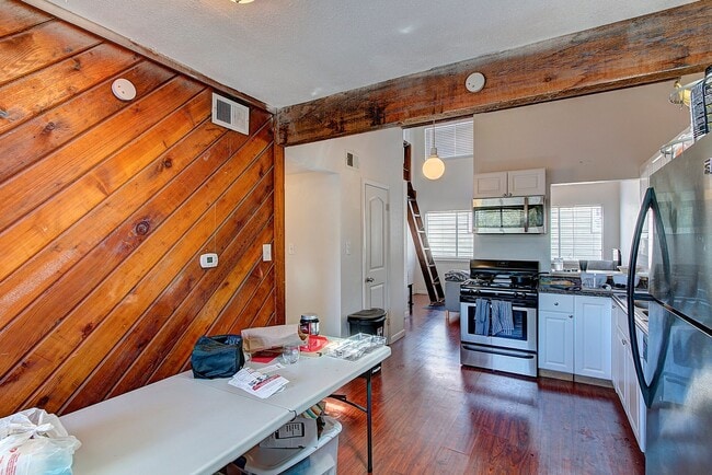 Photo - Westwood 02 Unit 02