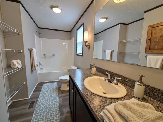 Photo - 440 Warbler Ln