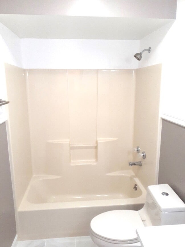 Photo - 607 Lily Ct Townhome