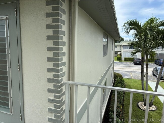 511 Monaco Blvd