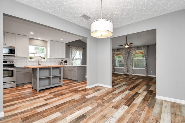 Photo - 1911 Pepperrell Pl Ct